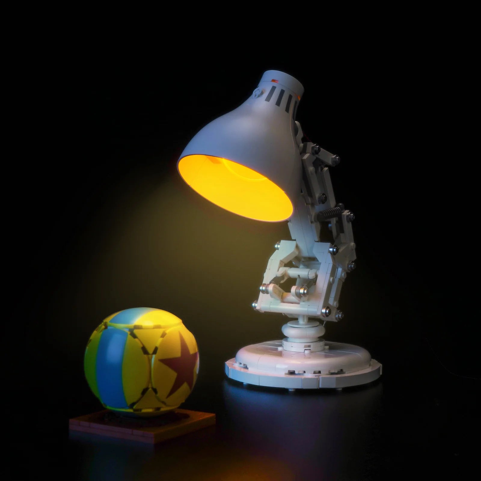 Oświetlenie LED do LEGO® Disney Pixar Luxo Jr. 21357